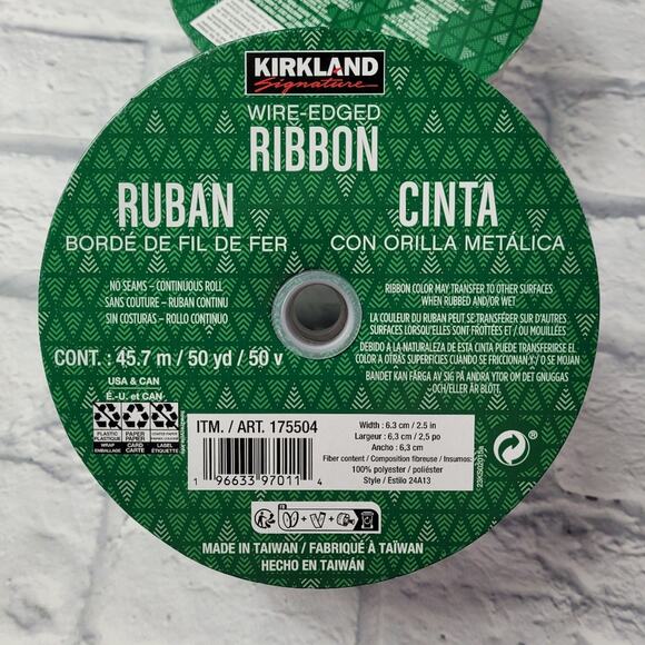 50 yards of Gnome Wire Edge Holiday Ribbon - Picture 3 of 6